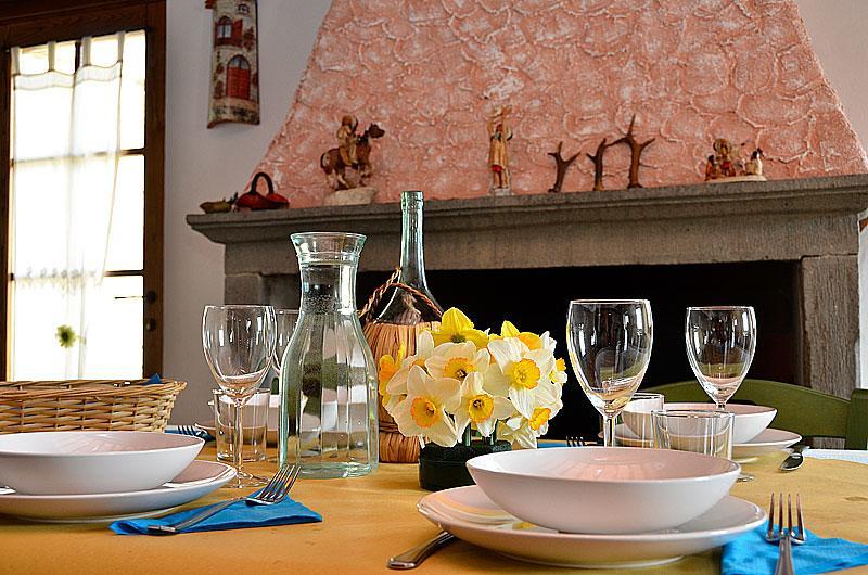 Agriturismo Prato Fiorito บาญญี ดี ลุกกา ภายนอก รูปภาพ